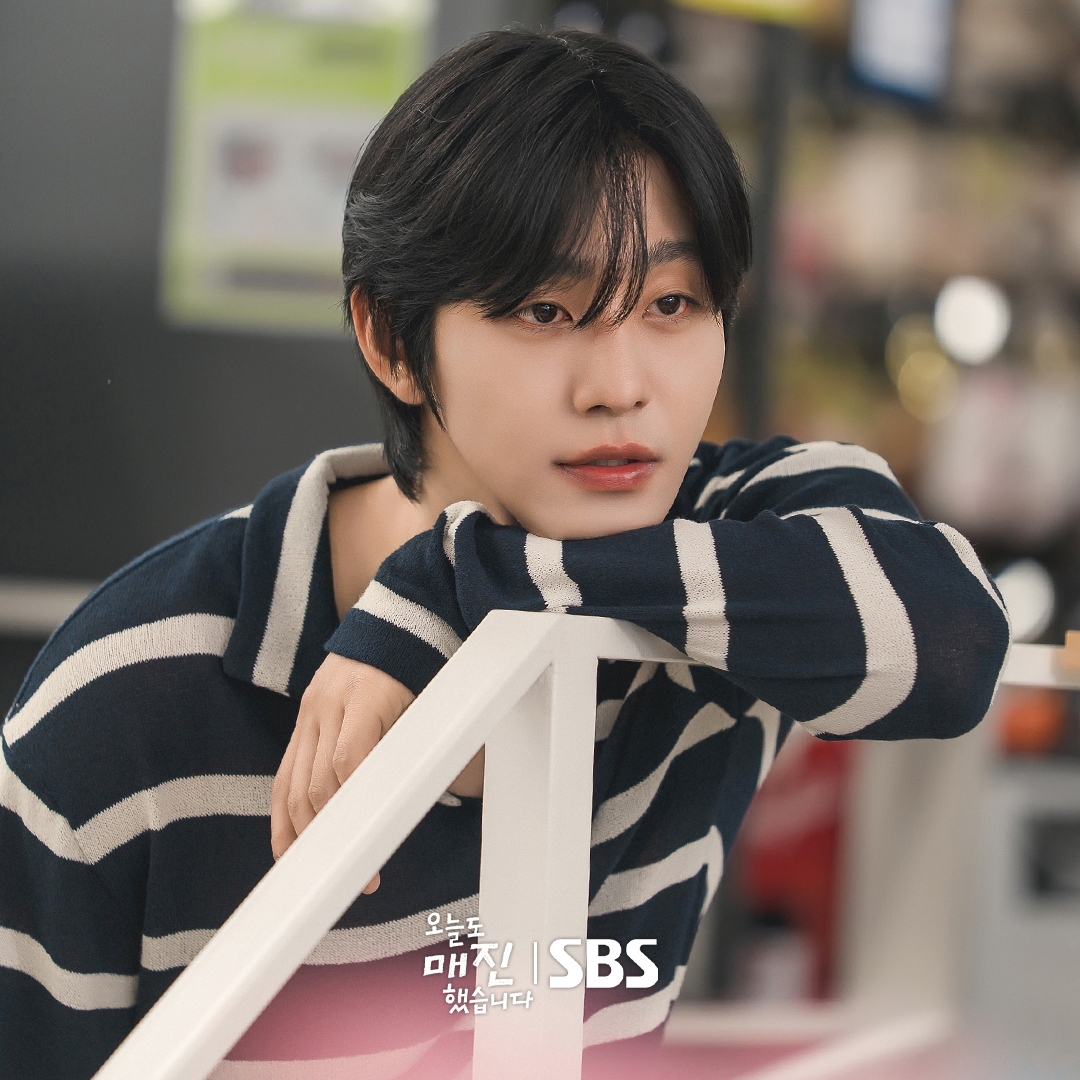 Thi&ecirc;n t&agrave;i n&agrave;o l&agrave;m phim H&agrave;n n&agrave;y chắc h&agrave;i từ trong bụng mẹ: G&aacute;i ảo tưởng gặp trai phũ ph&agrave;ng, xem cười lộn cả ruột- Ảnh 5.