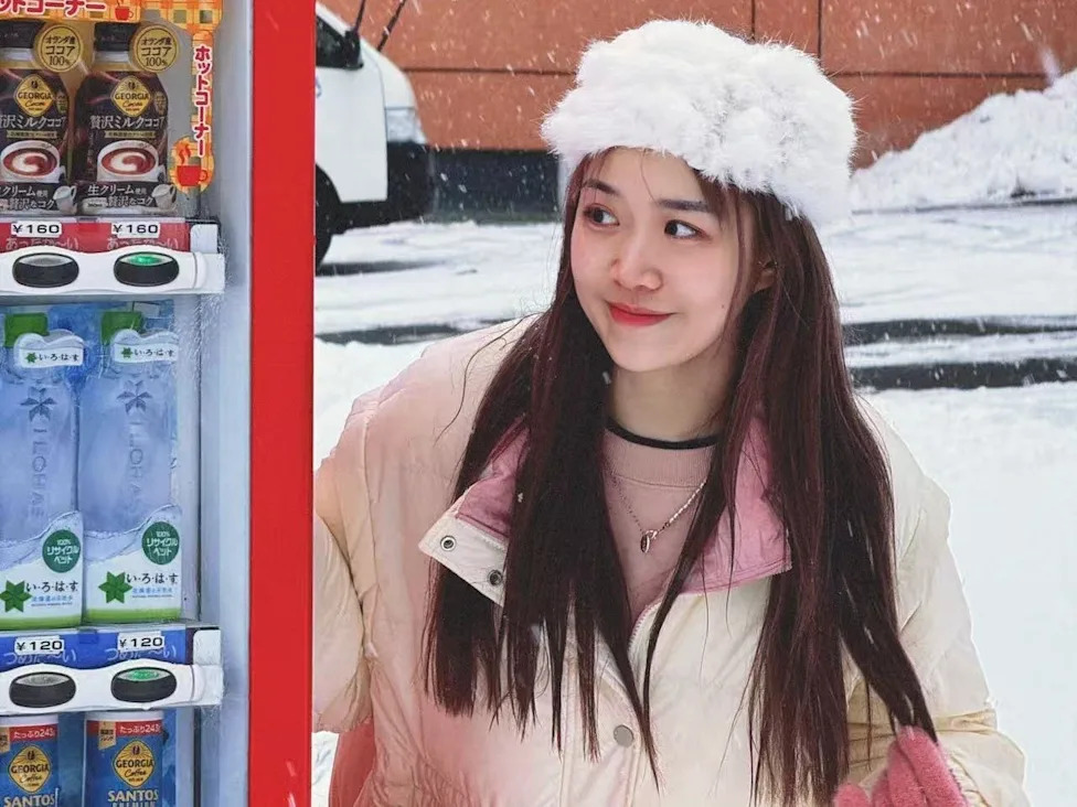 Tạo 6 "nh&acirc;n vi&ecirc;n AI", c&ocirc; g&aacute;i Trung Quốc thấy năng suất tăng vọt nhưng c&agrave;ng l&agrave;m c&agrave;ng thấy mệt- Ảnh 1.