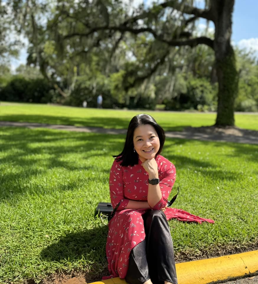 Mỹ nh&acirc;n "Người đ&agrave;n b&agrave; yếu đuối" từ bỏ showbiz cưới chồng T&acirc;y, giờ b&aacute;n phở ở Thụy Sĩ- Ảnh 5.