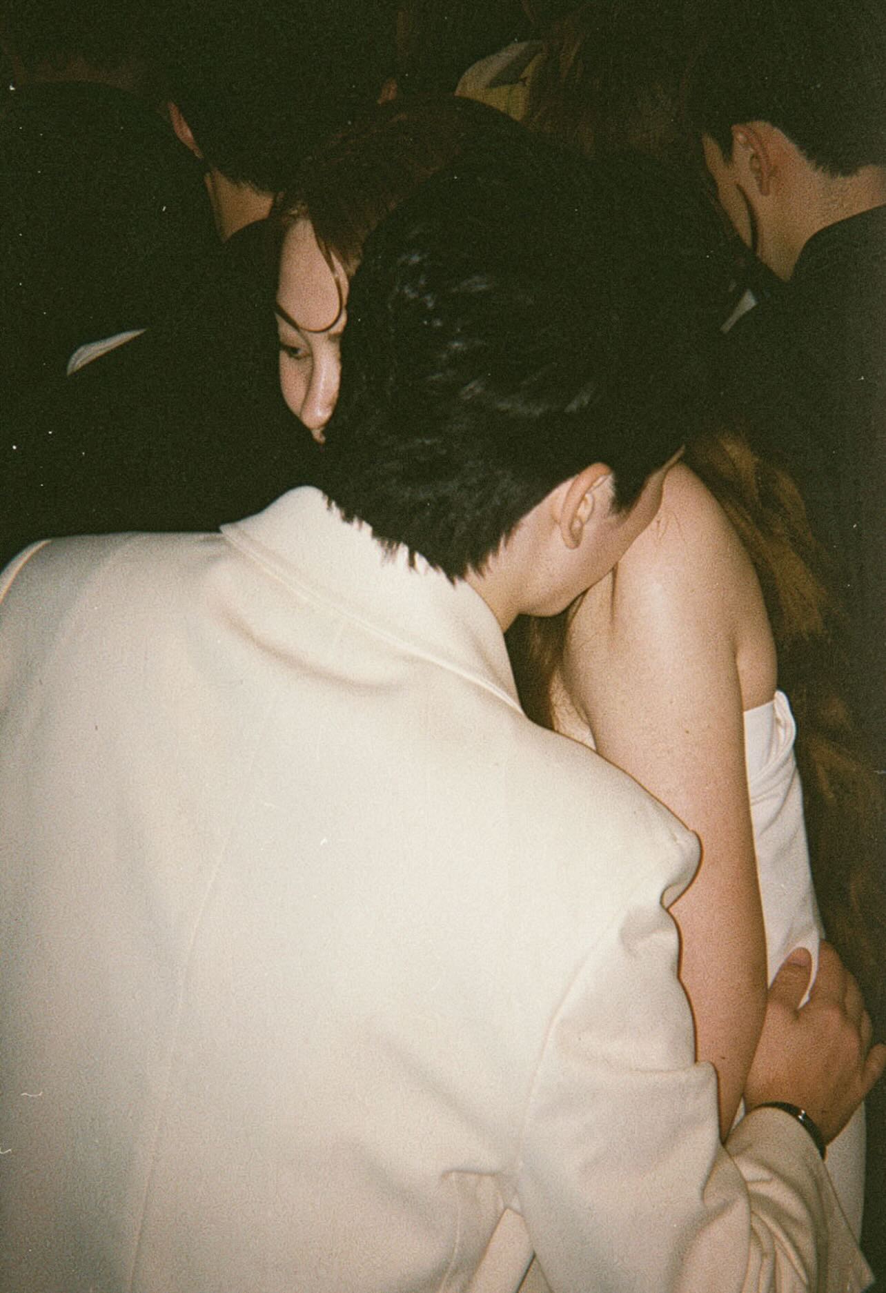 Cặp đ&ocirc;i phim giả t&igrave;nh thật được cả Vbiz đẩy thuyền: Đồng nghiệp gọi l&agrave; "vợ chồng", nh&agrave; trai n&oacute;i 1 c&acirc;u lộ hint hẹn h&ograve;- Ảnh 16.