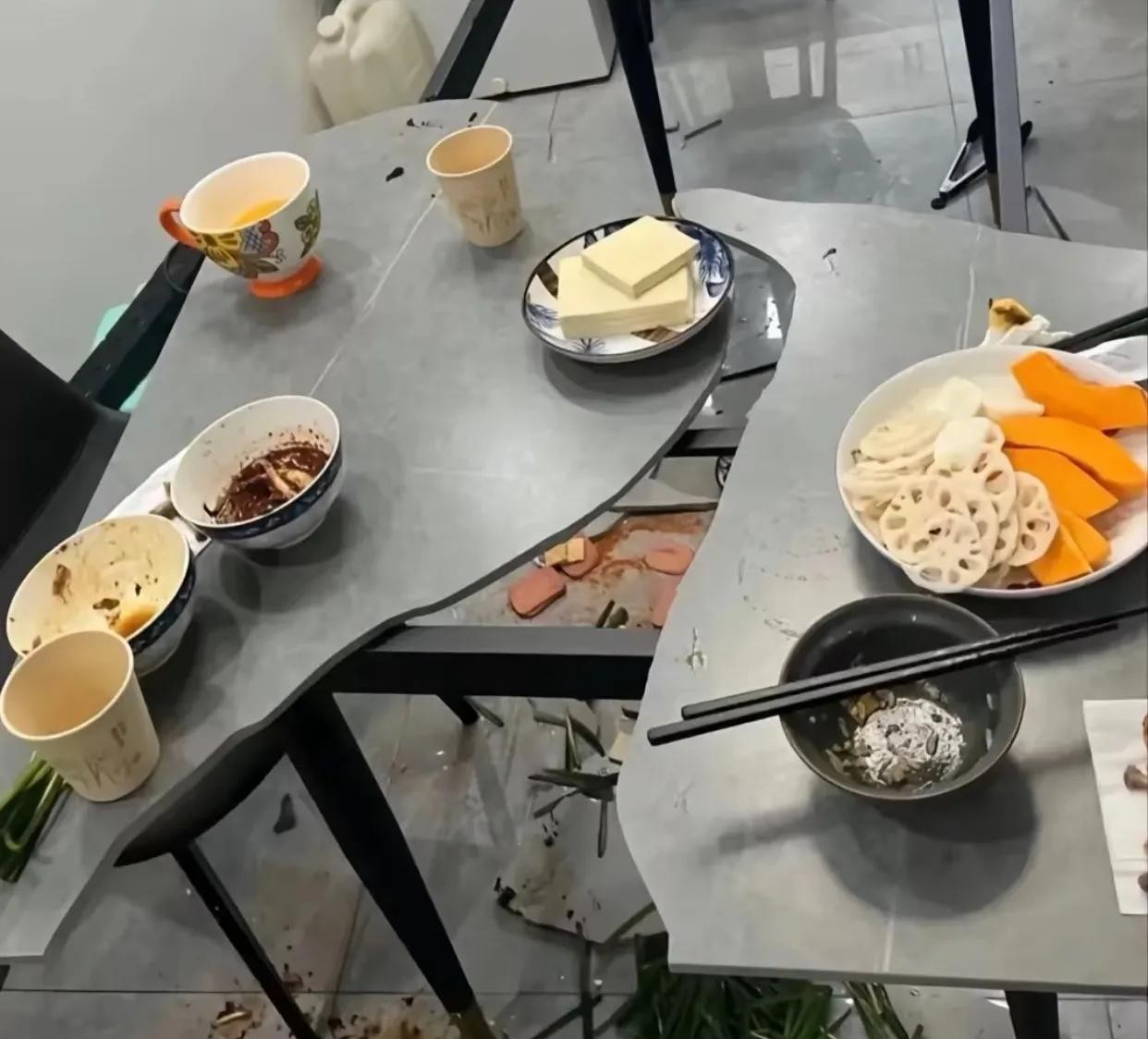 7 thiết kế nội thất từng g&acirc;y sốt mạng nhưng c&agrave;ng ở l&acirc;u c&agrave;ng thấy bất tiện: Nhiều người phải đập đi l&agrave;m lại- Ảnh 6.