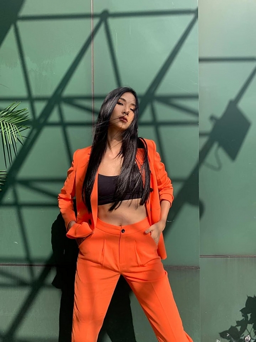 Ho&agrave;ng Th&ugrave;y giữ d&aacute;ng đẹp kh&ocirc;ng t&igrave; vết: C&oacute; 1 kiểu ăn giữ eo - h&ocirc;ng si&ecirc;u thực đ&aacute;ng học hỏi- Ảnh 5.