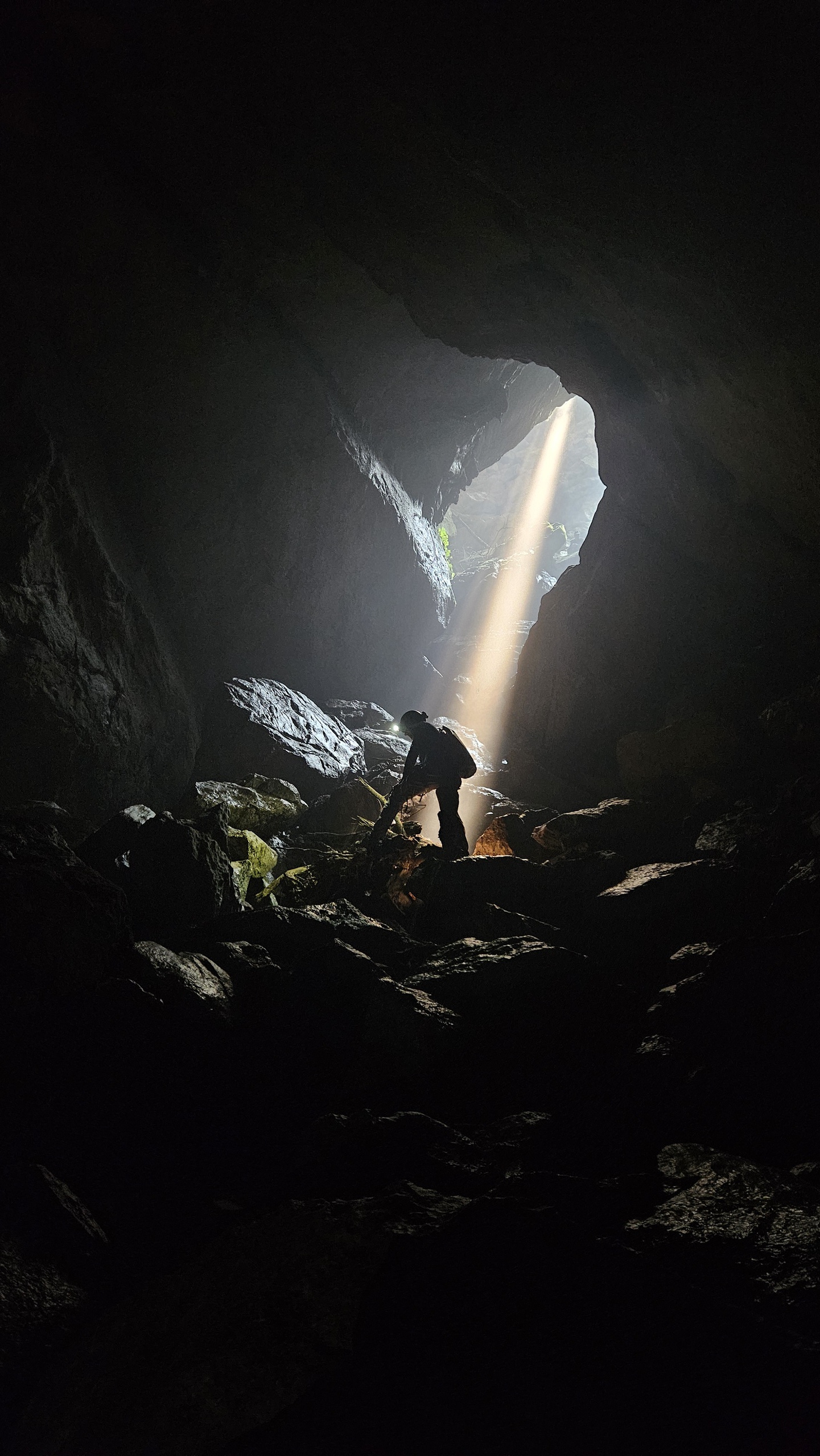 Cho&aacute;ng ngợp với h&igrave;nh ảnh 26 hang động mới ở Phong Nha - Kẻ B&agrave;ng vừa ph&aacute;t hiện- Ảnh 7.