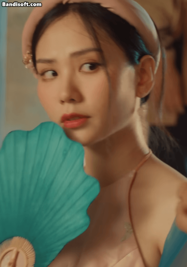 Việt Nam đang c&oacute; Hoa hậu được khen trời sinh đ&oacute;ng điện ảnh: M&igrave;nh hạc xương mai visual tr&iacute; thức, b&aacute;u vật của Vbiz- Ảnh 2.