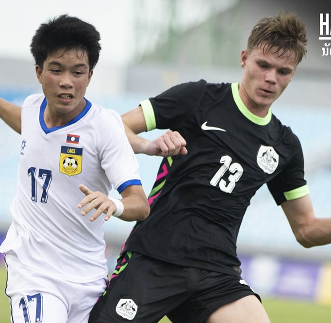 U17 Australia thắng huỷ diệt 8-0 L&agrave;o, gi&agrave;nh HCĐ U17 Đ&ocirc;ng Nam &Aacute;- Ảnh 1.