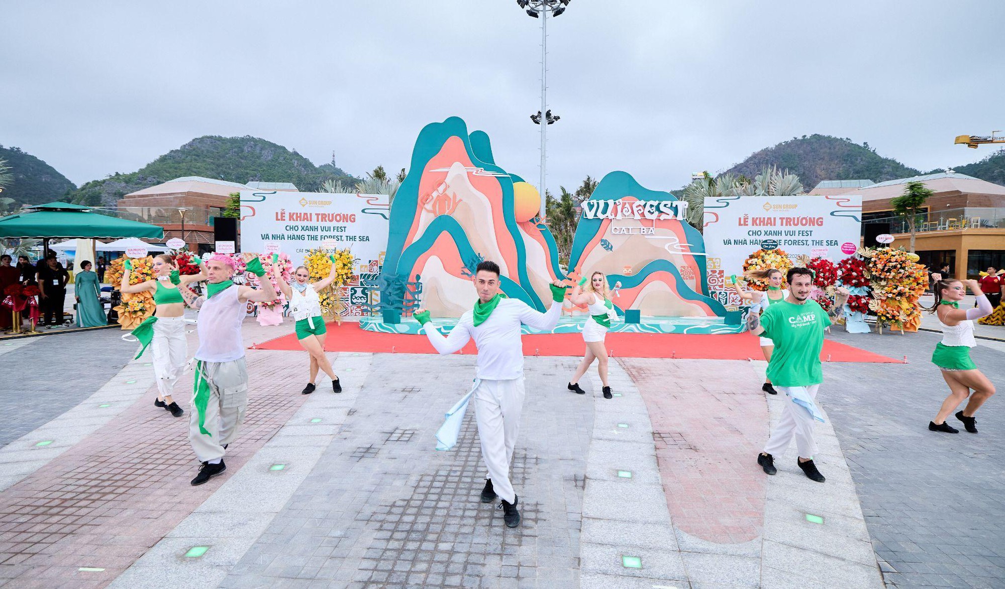 C&oacute; g&igrave; ở &ldquo;phi&ecirc;n chợ kh&ocirc;ng ngủ&rdquo; VUI-Fest C&aacute;t B&agrave; khai trương ng&agrave;y 25/4? - Ảnh 2.