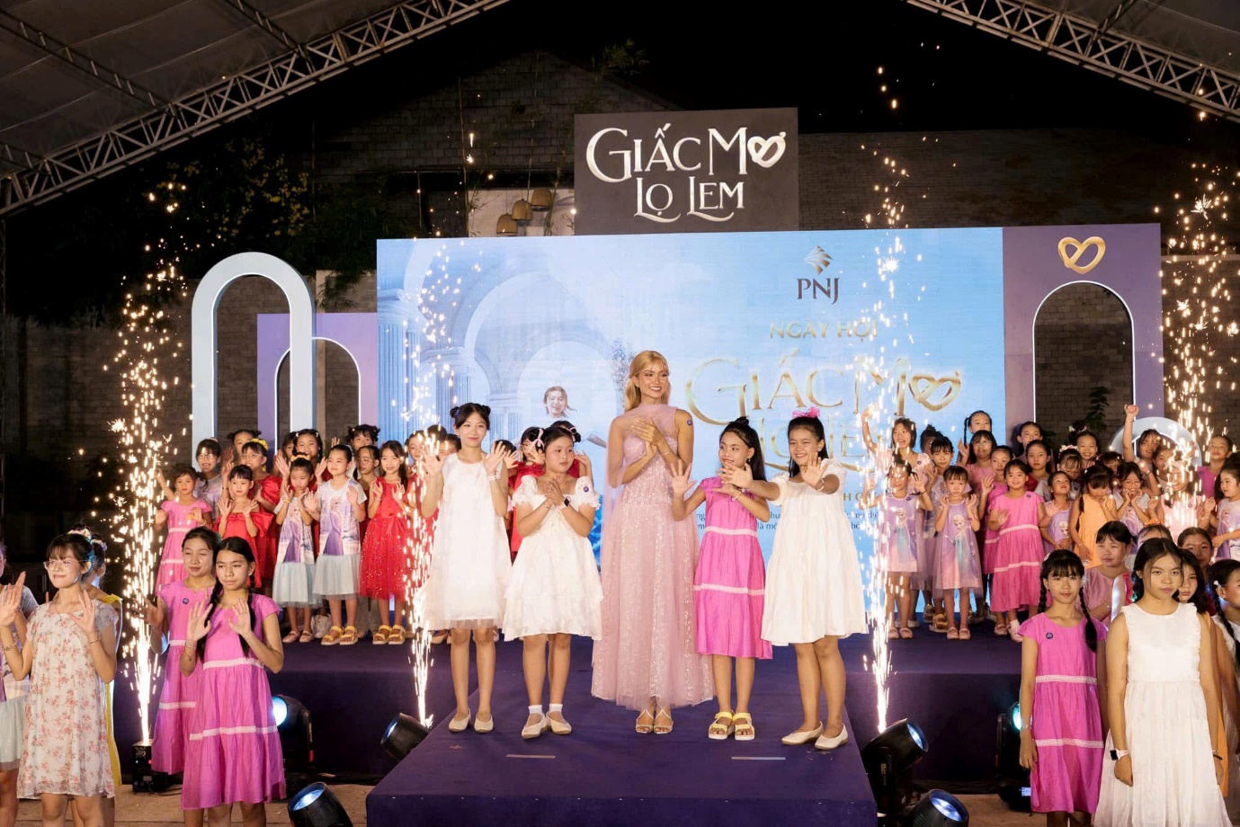 Dự &aacute;n "Giấc Mơ Lọ Lem" được vinh danh tại Global CSR & ESG Summit & Awards&trade; 2026- Ảnh 2.