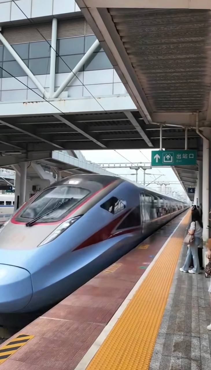 C&oacute; g&igrave; ở chuyến t&agrave;u H&agrave; Nội đi Quảng T&acirc;y (Trung Quốc) gi&aacute; 1 triệu đồng g&acirc;y sốt s&aacute;t lễ 30/4? - Ảnh 4.