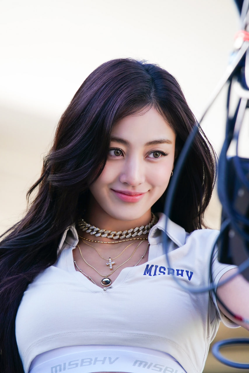 Showbiz c&oacute; mỹ nh&acirc;n đẹp như hiện th&acirc;n của nữ thần Hy Lạp: Body tượng tạc, nh&igrave;n cơ bụng l&agrave; đủ ph&aacute;t sốt- Ảnh 6.