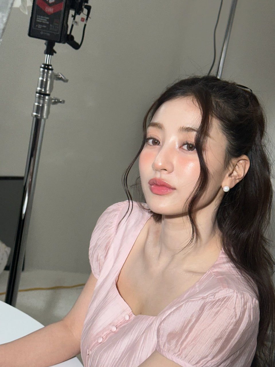 Showbiz c&oacute; mỹ nh&acirc;n đẹp như hiện th&acirc;n của nữ thần Hy Lạp: Body tượng tạc, nh&igrave;n cơ bụng l&agrave; đủ ph&aacute;t sốt- Ảnh 9.