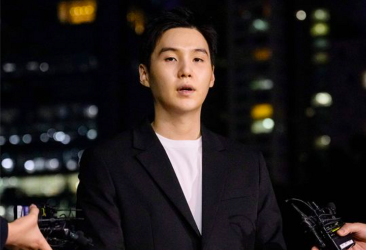 Loạt nghệ sĩ vướng v&ograve;ng lao l&yacute;, ti&ecirc;u tan sự nghiệp v&igrave; say xỉn, h&agrave;nh hung- Ảnh 2.