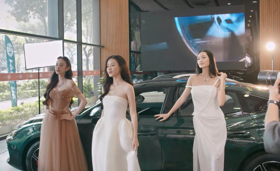 Hoa hậu Việt bị miệt thị ngoại h&igrave;nh, visual thế n&agrave;o m&agrave; bị ch&ecirc; "chỉ hợp đi b&aacute;n c&aacute;"?- Ảnh 1.