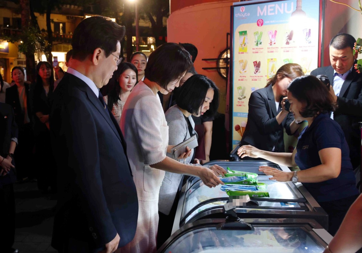 1 ng&agrave;y nghỉ lễ đi theo lịch tr&igrave;nh &ldquo;đậm chất H&agrave; Nội&rdquo; của Tổng thống H&agrave;n Quốc Lee Jae Myung v&agrave; phu nh&acirc;n- Ảnh 4.