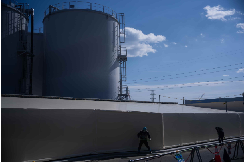 Nhật Bản ph&aacute;t hiện mức ph&oacute;ng xạ rất cao tại l&ograve; phản ứng Fukushima- Ảnh 1.