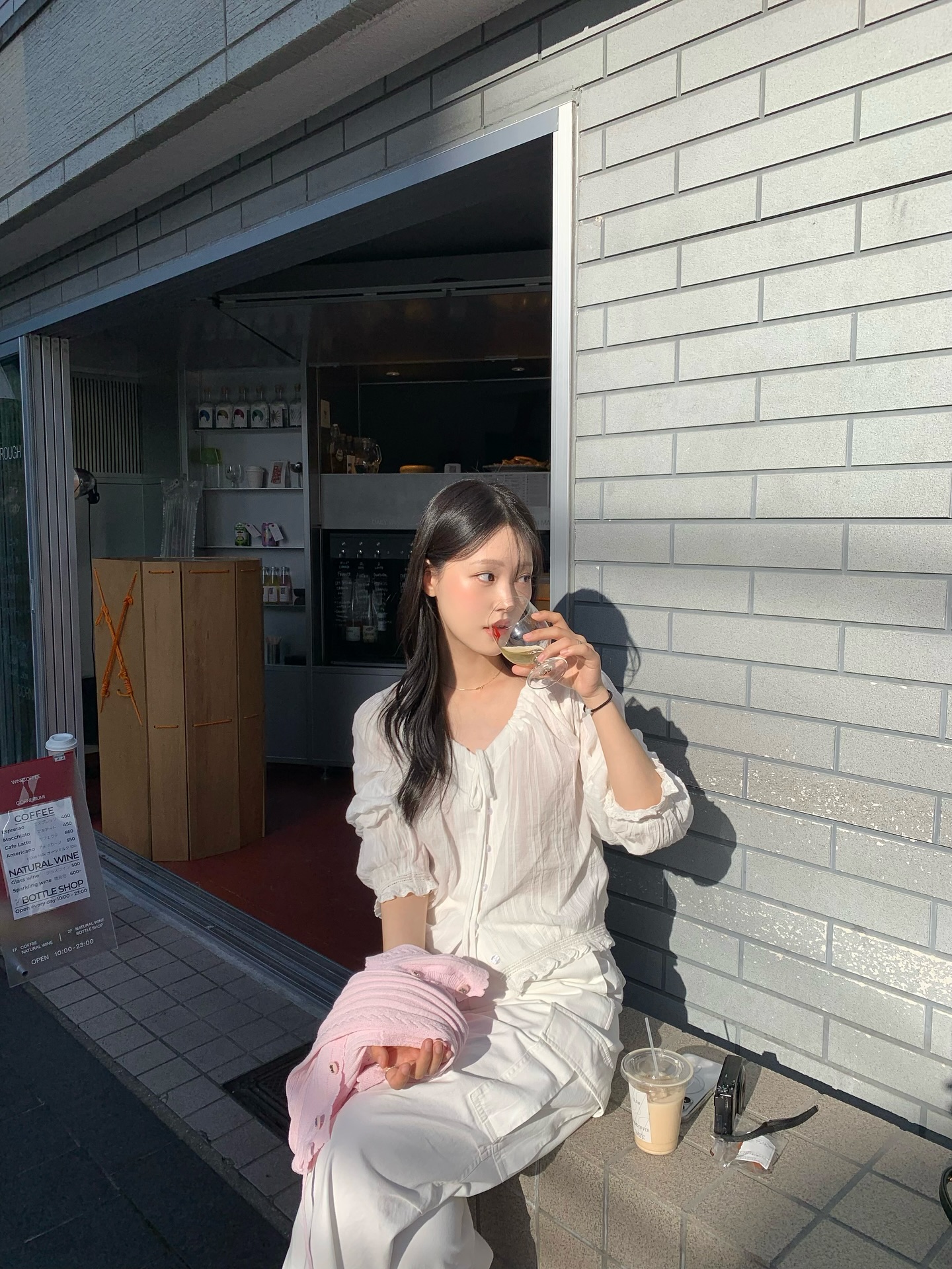 Top 5 m&oacute;n thời trang hack tuổi xuất sắc, gi&uacute;p mặc đẹp mọi l&uacute;c mọi nơi- Ảnh 2.