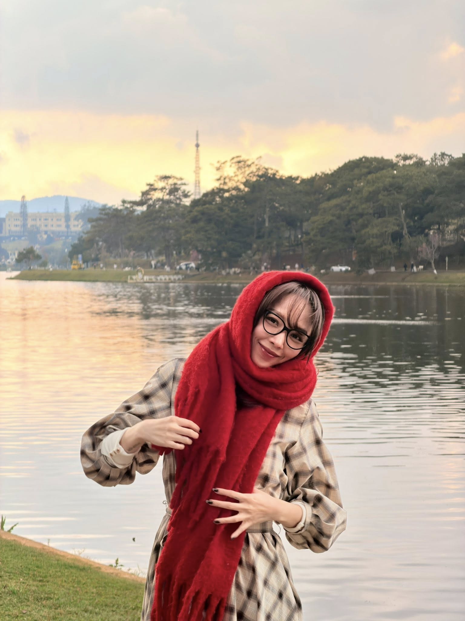 T&oacute;c Ti&ecirc;n livestream: "4 th&aacute;ng qua c&oacute; qu&aacute; nhiều chuyện xảy ra"- Ảnh 4.