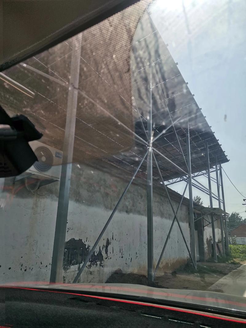 Cho thu&ecirc; 200m&sup2; đất bỏ kh&ocirc;ng để kiếm 115 triệu đồng, người đ&agrave;n &ocirc;ng lỗ gấp 6 lần, c&ograve;n bị cơ quan chức năng xử phạt- Ảnh 2.