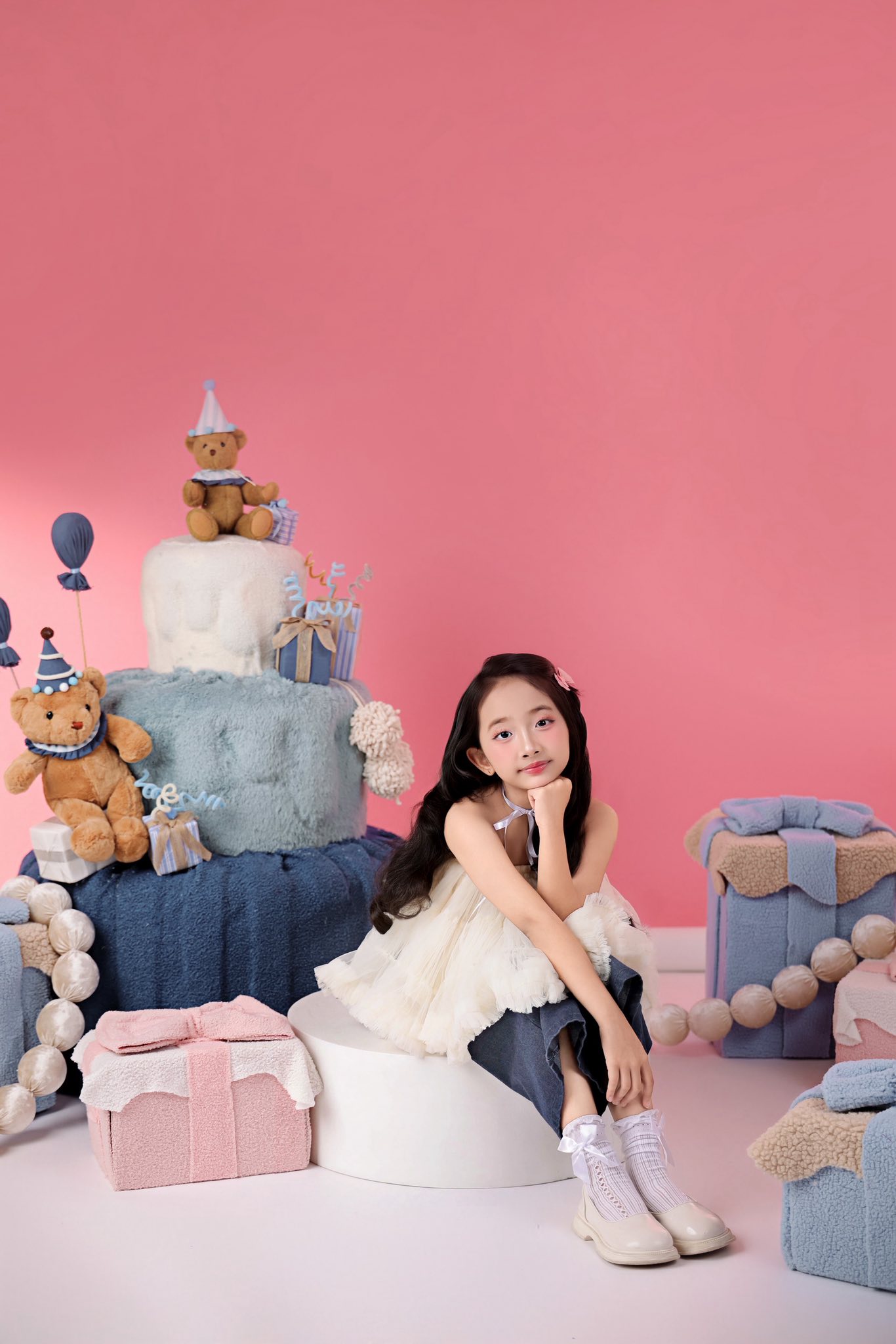 "Mợ chảnh" nh&agrave; Kh&aacute;nh Thi - Phan Hiển g&acirc;y sốt với viral cực xinh y&ecirc;u, thần th&aacute;i sao nh&iacute; chuẩn "con nh&agrave; n&ograve;i"- Ảnh 3.