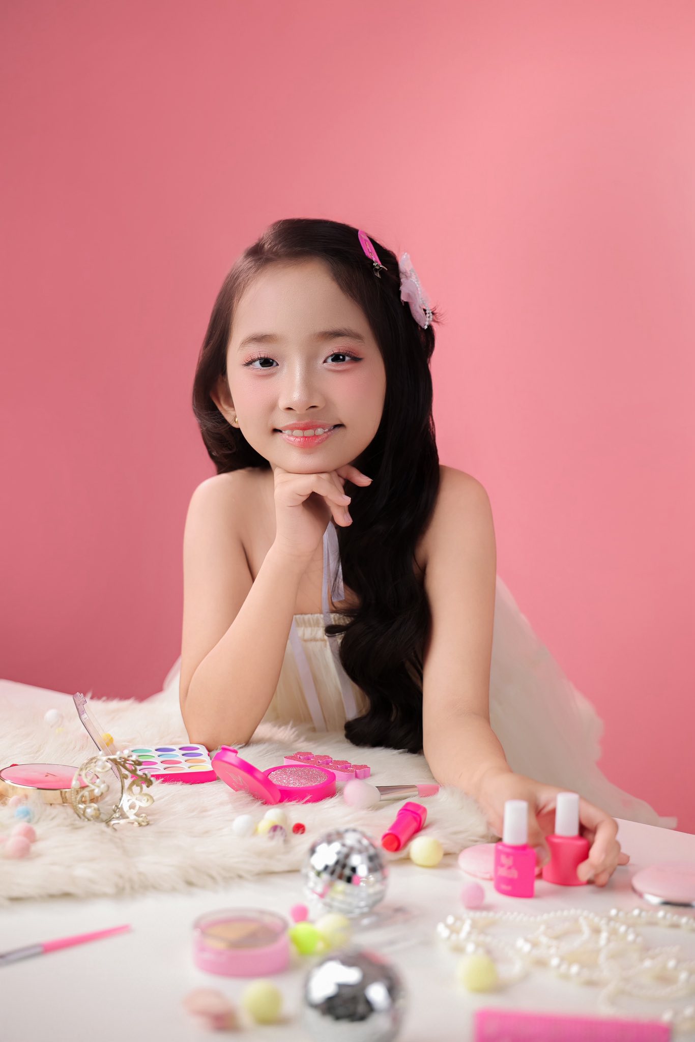 "Mợ chảnh" nh&agrave; Kh&aacute;nh Thi - Phan Hiển g&acirc;y sốt với viral cực xinh y&ecirc;u, thần th&aacute;i sao nh&iacute; chuẩn "con nh&agrave; n&ograve;i"- Ảnh 5.