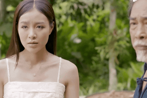 Lần đầu c&oacute; Hoa hậu cộng đồng m&agrave; chỉ thấy sống v&igrave; m&igrave;nh: Chảnh chọe kh&ocirc;ng coi ai ra g&igrave;, hỗn l&aacute;o với bố ruột- Ảnh 3.