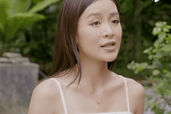 Lần đầu c&oacute; Hoa hậu cộng đồng m&agrave; chỉ thấy sống v&igrave; m&igrave;nh: Chảnh chọe kh&ocirc;ng coi ai ra g&igrave;, hỗn l&aacute;o với bố ruột- Ảnh 4.