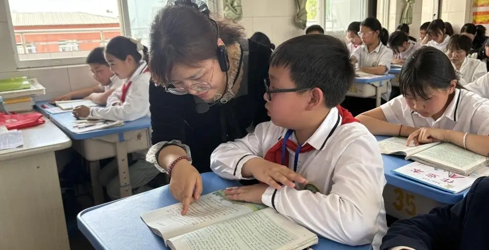 "Phụ huynh thắng khi khiếu nại, nhưng con lại thua trong tương lai!" - Đ&acirc;y l&agrave; l&yacute; do gi&aacute;o vi&ecirc;n ng&agrave;y c&agrave;ng d&egrave; dặt- Ảnh 1.