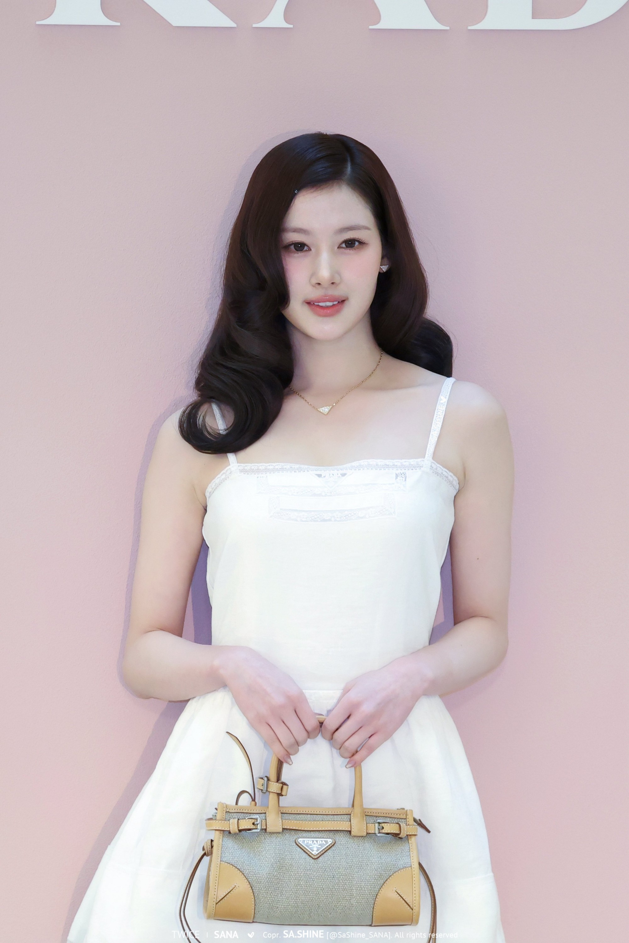 Sức mạnh của bộ đ&ocirc;i mỹ nh&acirc;n quyền lực h&agrave;ng đầu Nhật Bản: Chỉ cần đứng cạnh đ&atilde; g&acirc;y sốt, thần th&aacute;i sang chảnh chiếm trọn spotlight - Ảnh 9.