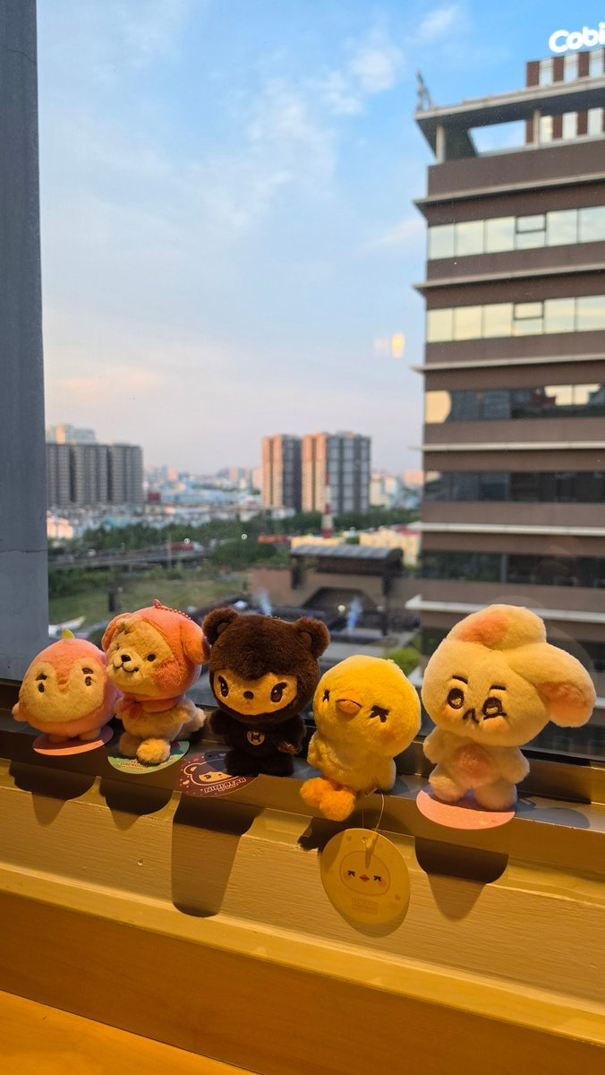 Kh&aacute;ch nhận ph&ograve;ng kh&aacute;ch sạn view thẳng s&acirc;n khấu concert EXO tại TP.HCM: "Nếu biết sẽ thế n&agrave;y th&igrave; t&ocirc;i đ&atilde; chẳng cần mua v&eacute; nữa&hellip;&rdquo; - Ảnh 4.