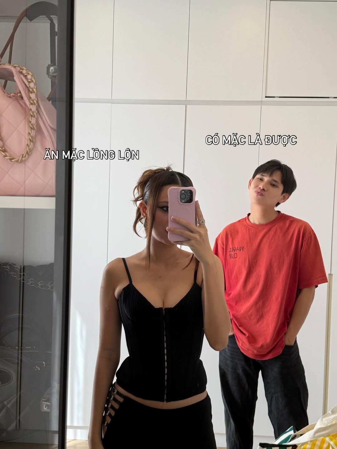 Khui cả lố ảnh hẹn h&ograve; của cặp diễn vi&ecirc;n - người mẫu Vbiz- Ảnh 1.