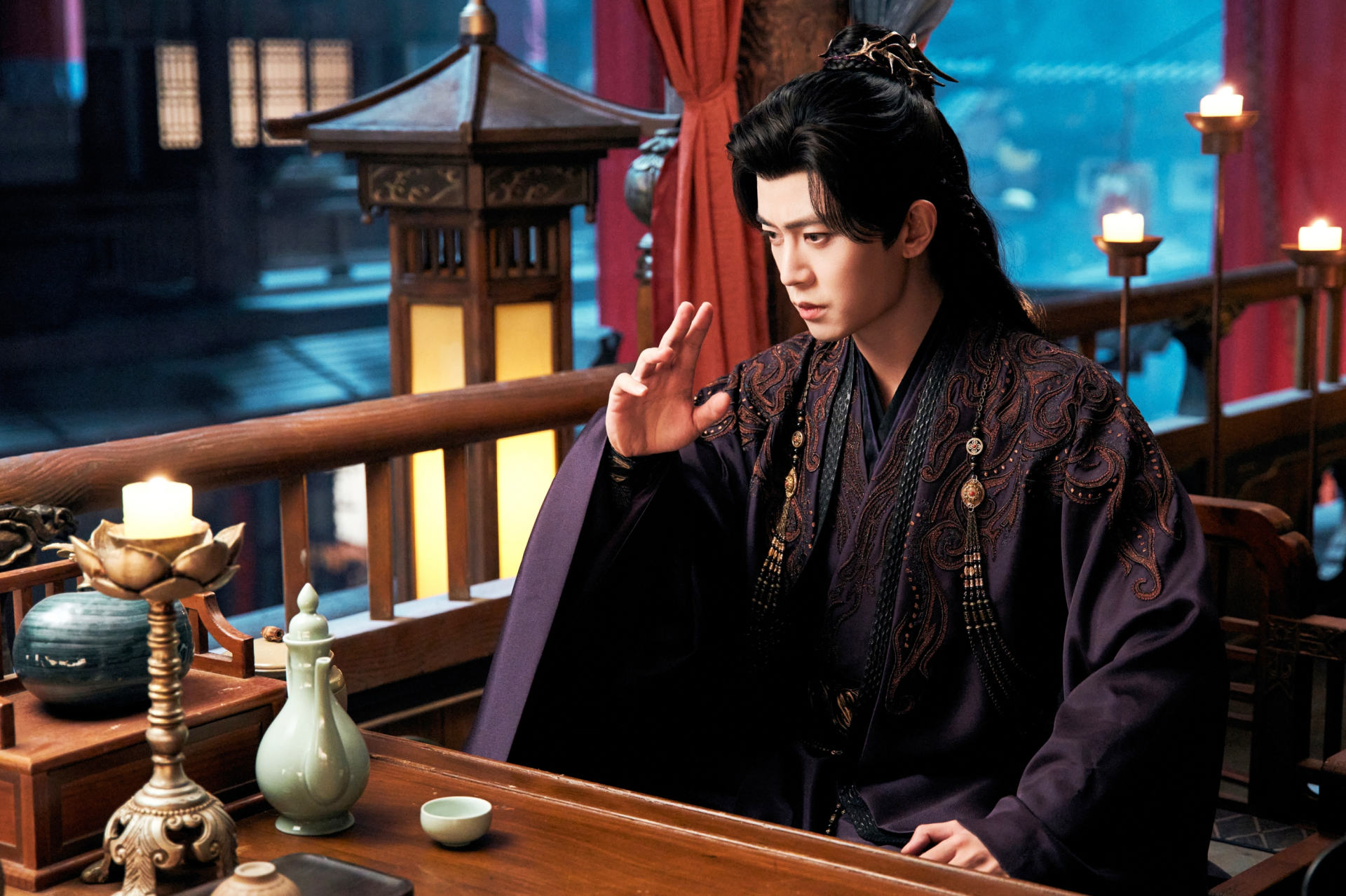 Cần c&oacute; lệnh cấm ng&ocirc;i sao n&agrave;y đ&oacute;ng cổ trang: 8 phim li&ecirc;n tiếp flop thảm, mặt cứ xị ra như cả thế giới mắc nợ- Ảnh 9.