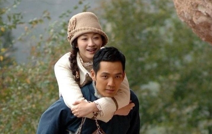 N&oacute;i về ngược t&acirc;m th&igrave; phim Trung Quốc n&agrave;y l&agrave; hạng 1: Cặp ch&iacute;nh đẹp dữ thần, h&ocirc;n nhau dữ dội đến r&aacute;ch cả m&ocirc;i- Ảnh 4.