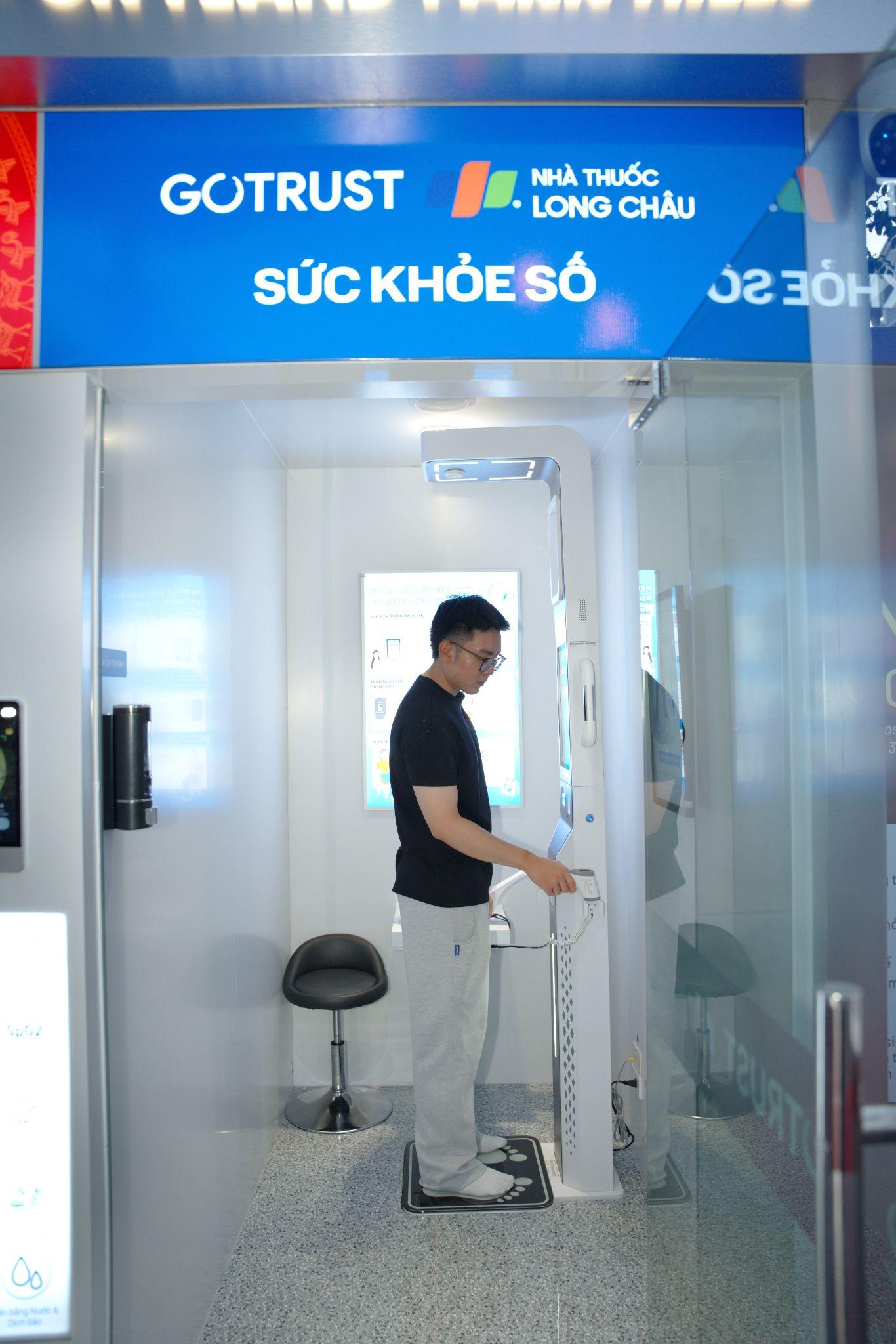 Loạt tiện &iacute;ch th&ocirc;ng minh lại c&ograve;n miễn ph&iacute; tại Trạm C&ocirc;ng d&acirc;n số khiến người d&acirc;n TP.HCM th&iacute;ch m&ecirc; - Ảnh 6.