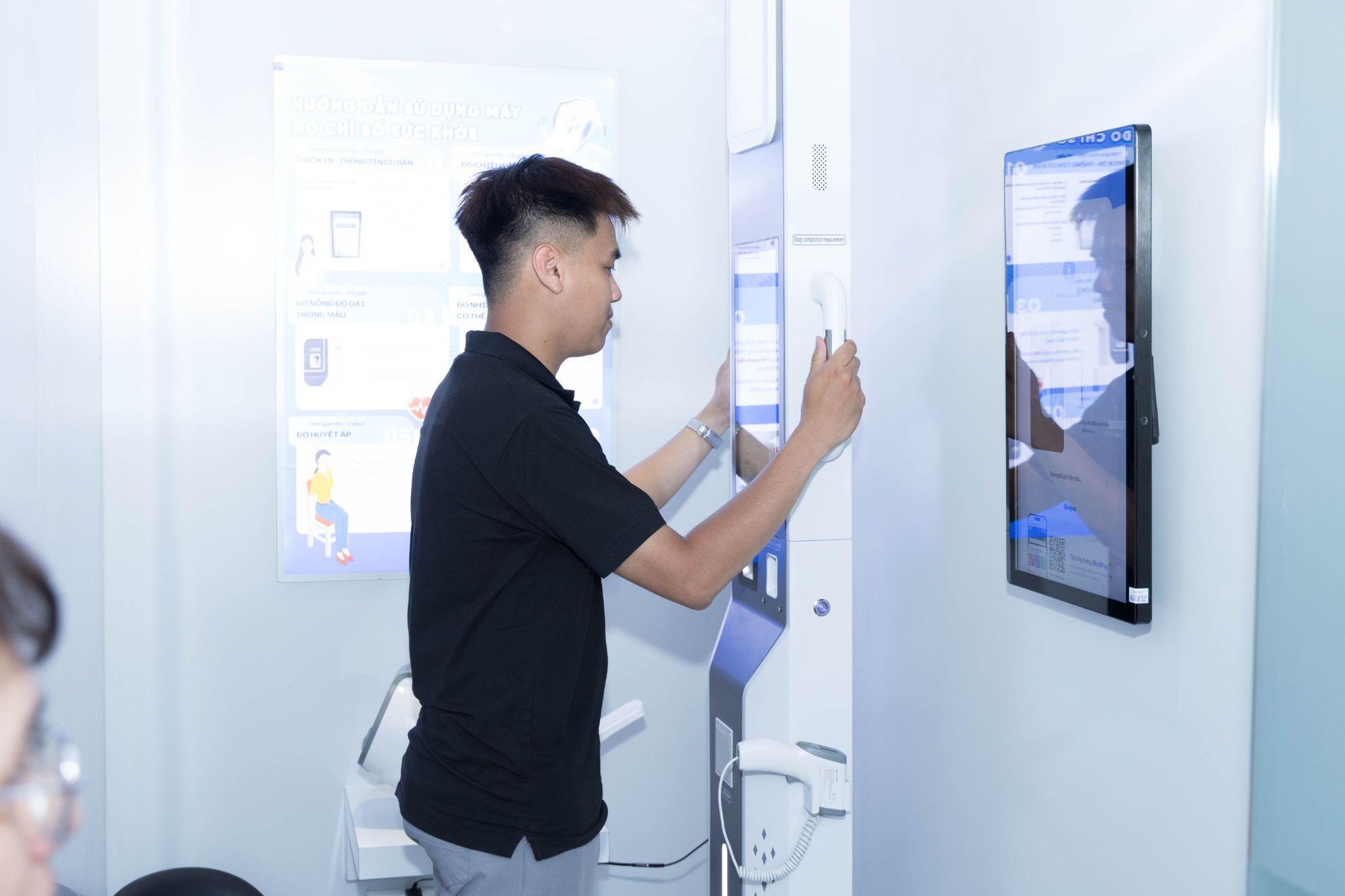 Loạt tiện &iacute;ch th&ocirc;ng minh lại c&ograve;n miễn ph&iacute; tại Trạm C&ocirc;ng d&acirc;n số khiến người d&acirc;n TP.HCM th&iacute;ch m&ecirc; - Ảnh 10.