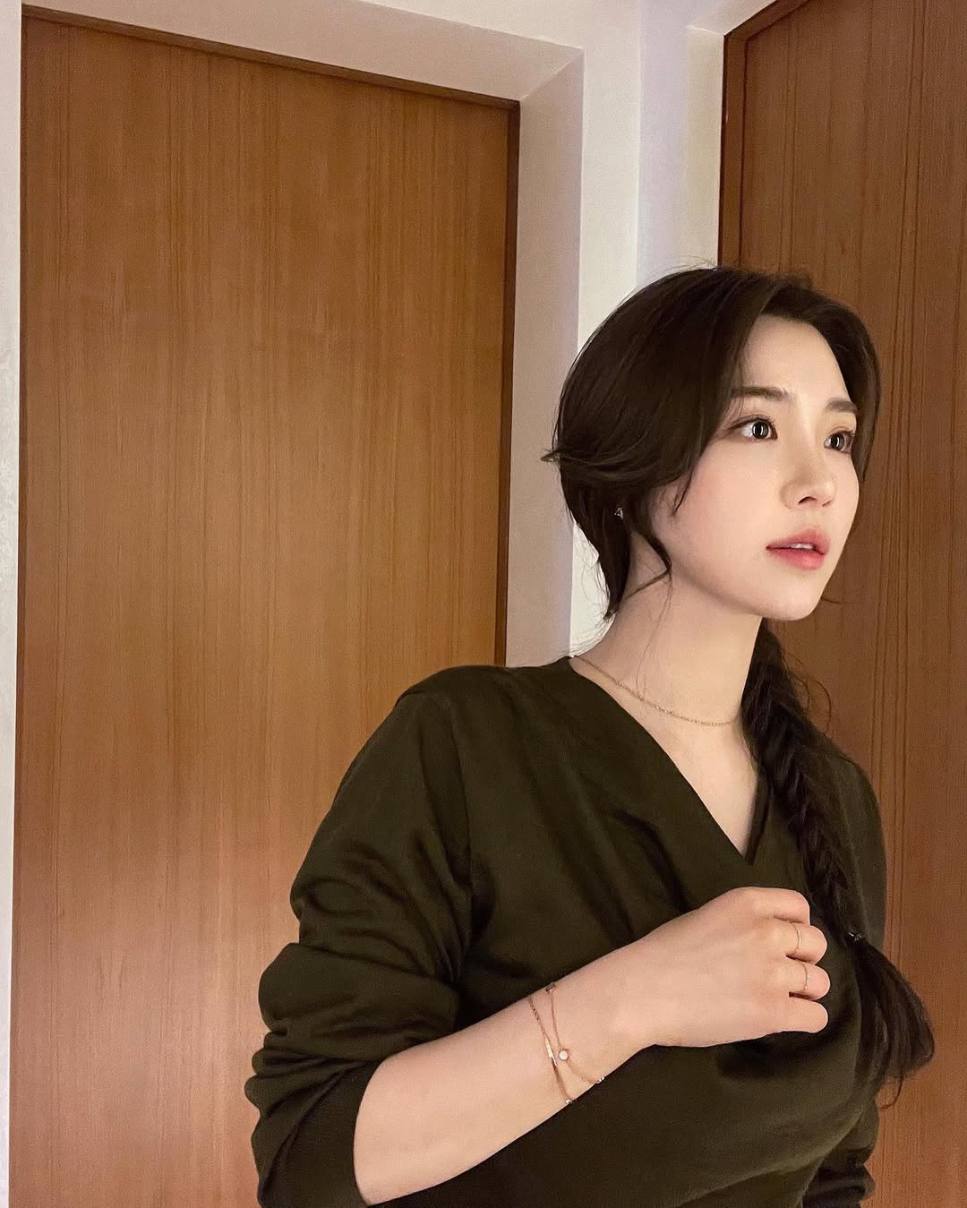 Dấu chấm hết cho ngọc nữ showbiz 9X &ldquo;bắt c&aacute; 2 tay&rdquo;, khiến hai người đ&agrave;n &ocirc;ng đấu đ&aacute; tranh bằng được- Ảnh 5.