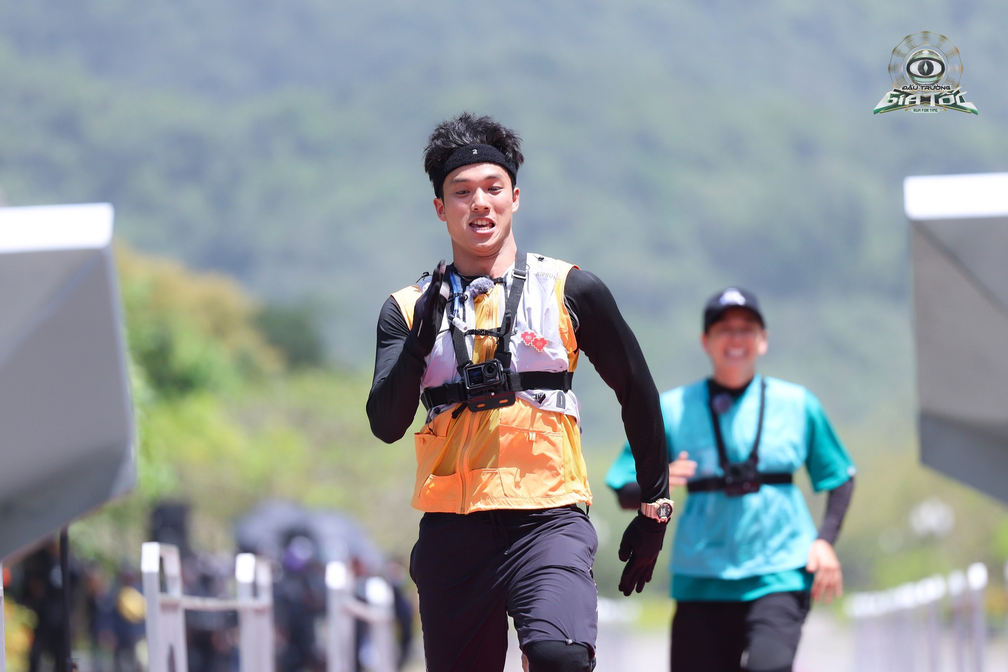 Phim Việt đ&agrave;o đ&acirc;u ra nam thần đẹp thế: Cao 1m88 chiếm trọn khung h&igrave;nh, đứng một chỗ vẫn cuốn- Ảnh 6.