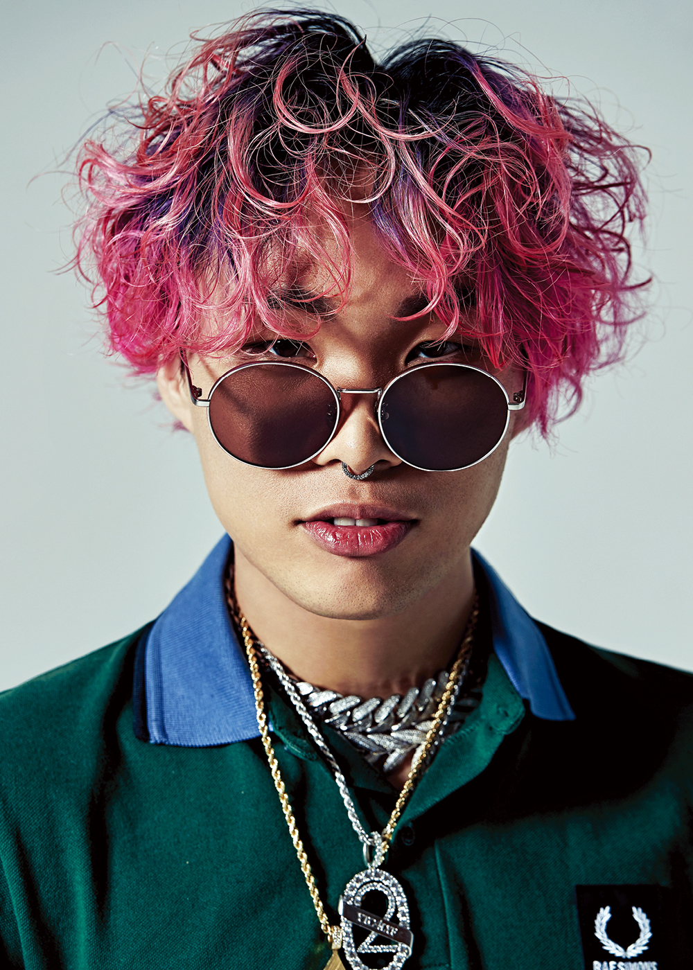 Hiện trường g&acirc;y sốc vụ nam ca sĩ rơi từ s&acirc;n thượng tầng 3 xuống đất- Ảnh 5.