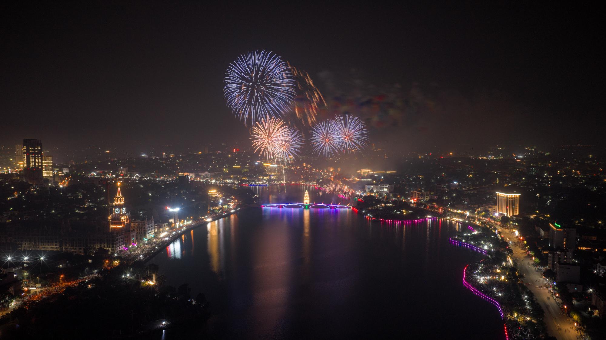 Ph&aacute;o hoa rực s&aacute;ng Đất Tổ ch&agrave;o mừng Giỗ Tổ H&ugrave;ng Vương- Ảnh 7.