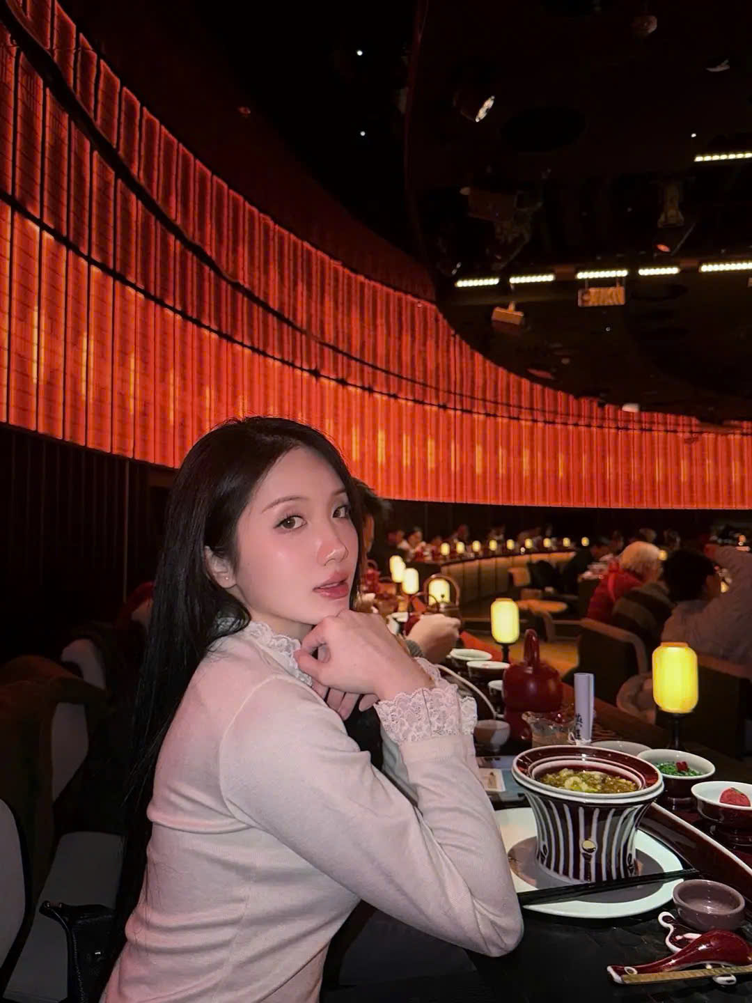 Nghỉ việc tiếp vi&ecirc;n h&agrave;ng kh&ocirc;ng, c&ocirc; g&aacute;i TP.HCM kinh doanh nailbox - Ảnh 1.