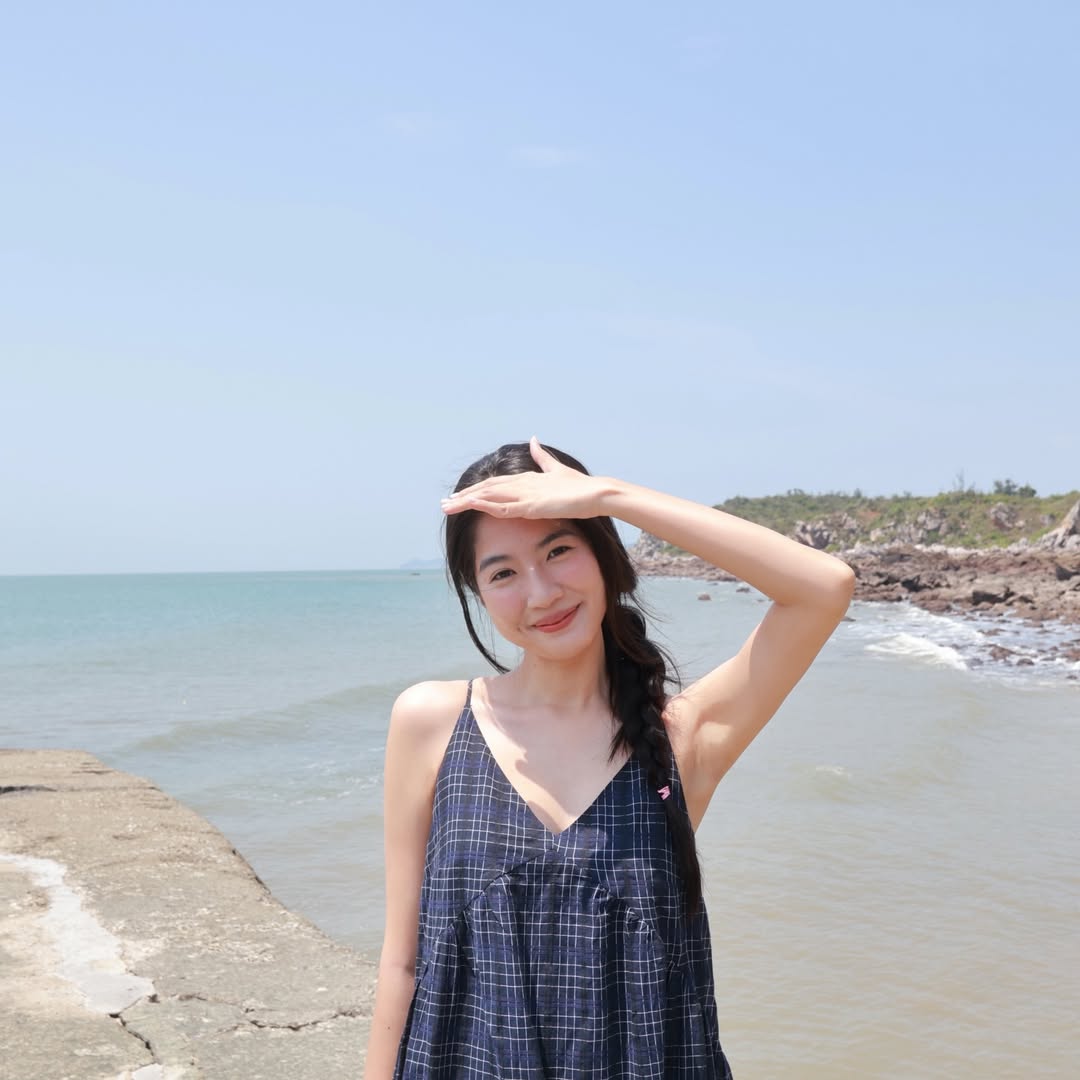 Mỹ nh&acirc;n lọt đề cử đẹp nhất thế giới, vợ TGĐ Saigon Square v&agrave; hội n&agrave;ng thơ đi đ&acirc;u lễ n&agrave;y?- Ảnh 9.