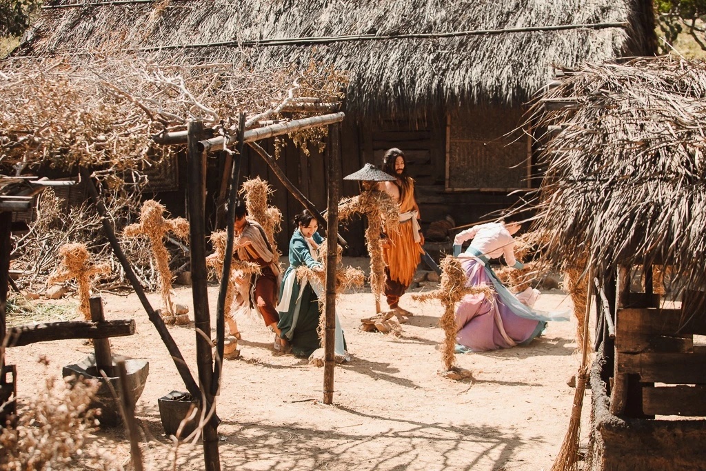 Phim Việt h&agrave;i đi&ecirc;n l&ecirc;n được xứng đ&aacute;ng nổi tiếng hơn: D&agrave;n cast đ&aacute;ng y&ecirc;u hết nấc, cười kh&ocirc;ng ngậm được miệng- Ảnh 4.