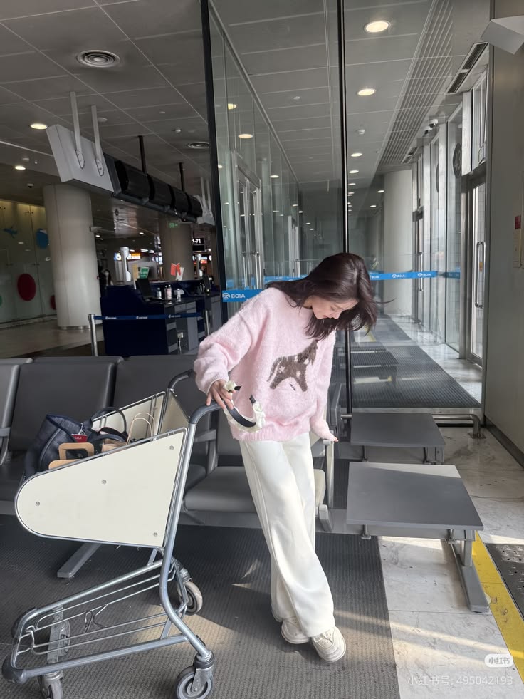 Nghỉ lễ 30/4: Mang bao nhi&ecirc;u tiền mặt l&agrave; đủ khi đi du lịch?- Ảnh 2.