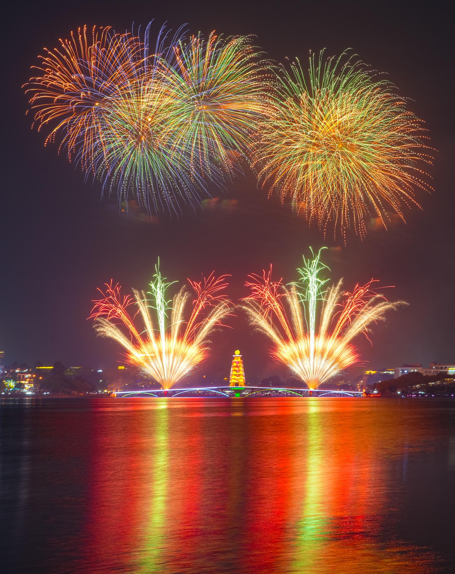 Ph&aacute;o hoa rực s&aacute;ng Đất Tổ ch&agrave;o mừng Giỗ Tổ H&ugrave;ng Vương- Ảnh 9.