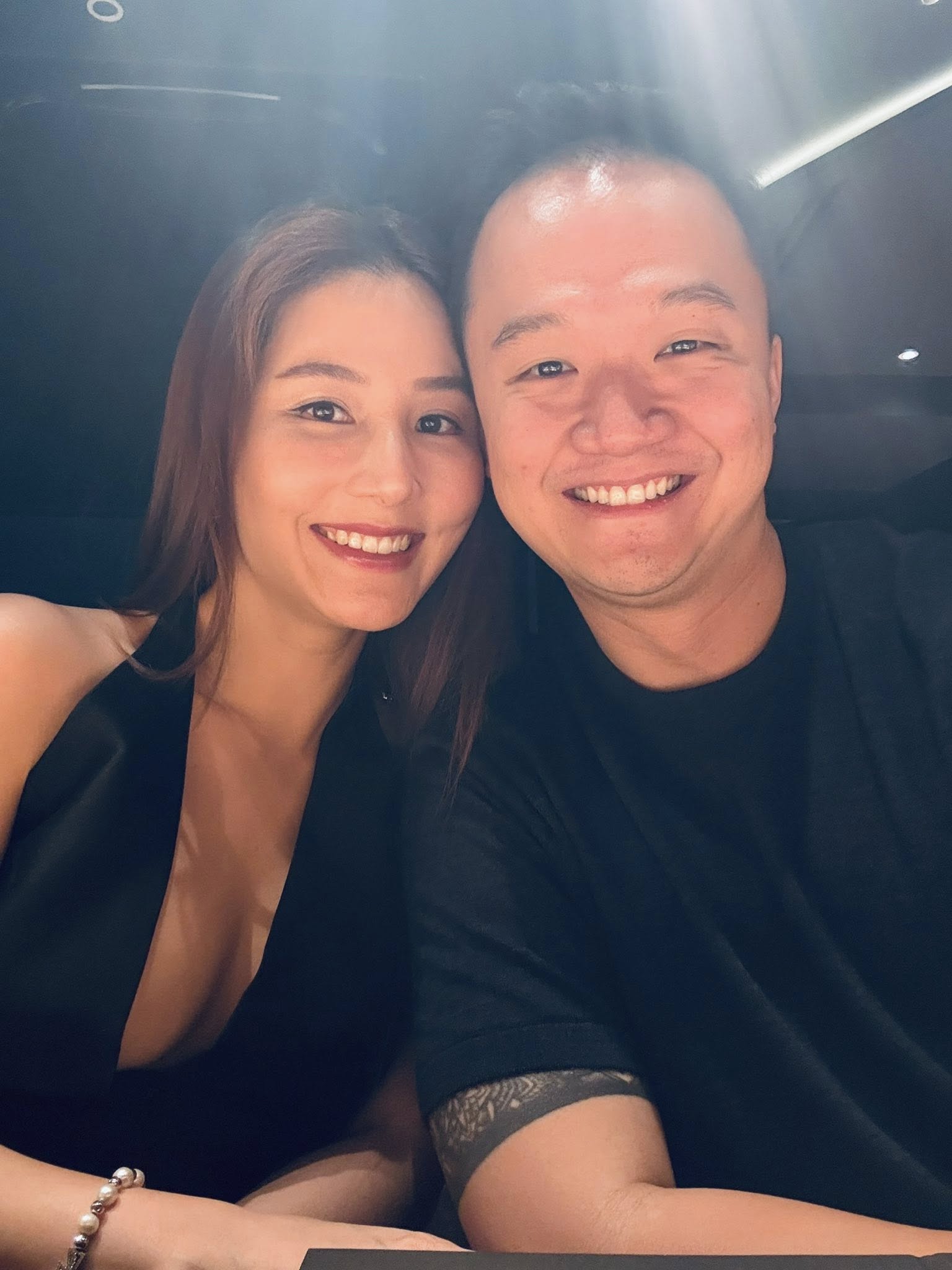 Qu&yacute; tử h&agrave;o m&ocirc;n lần đầu lộ mặt: Mẹ l&agrave; "ngọc nữ" Vbiz, bố l&agrave; doanh nh&acirc;n gi&agrave;u c&oacute;- Ảnh 5.