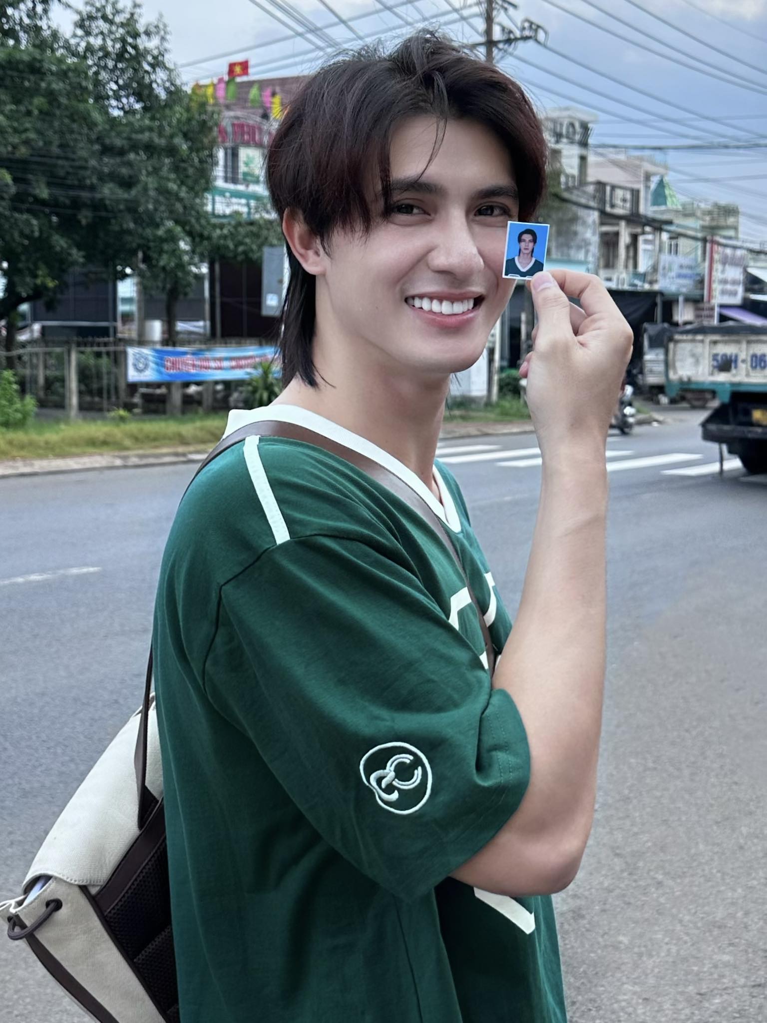 Qu&aacute; khứ của mỹ nam Việt đẹp v&ocirc; thực đ&oacute;ng phim gắn m&aacute;c 18+ đang hot rần rần- Ảnh 13.