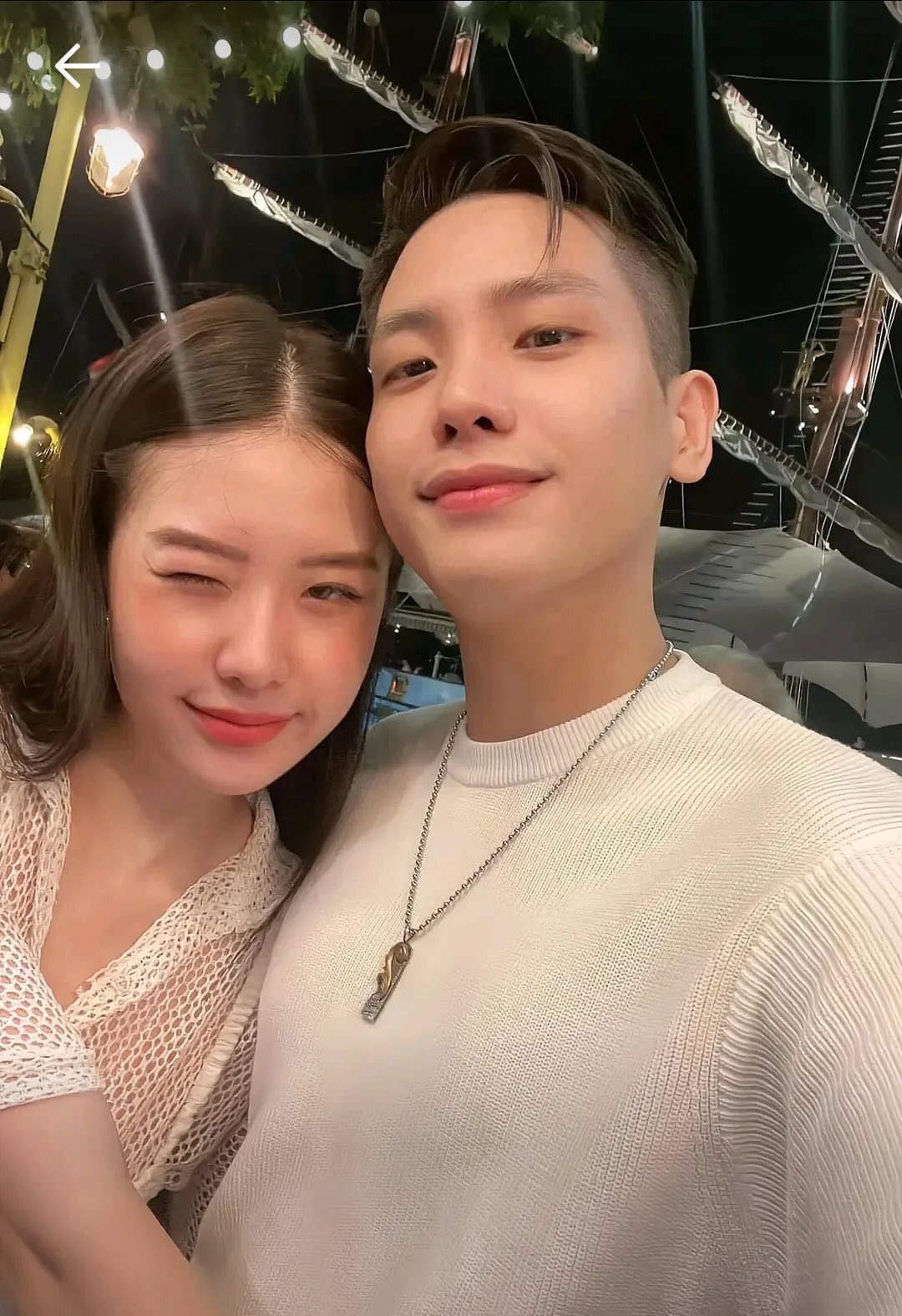 Nam ca sĩ Việt bị khui ảnh du lịch c&ugrave;ng vợ ngo&agrave;i ng&agrave;nh- Ảnh 5.