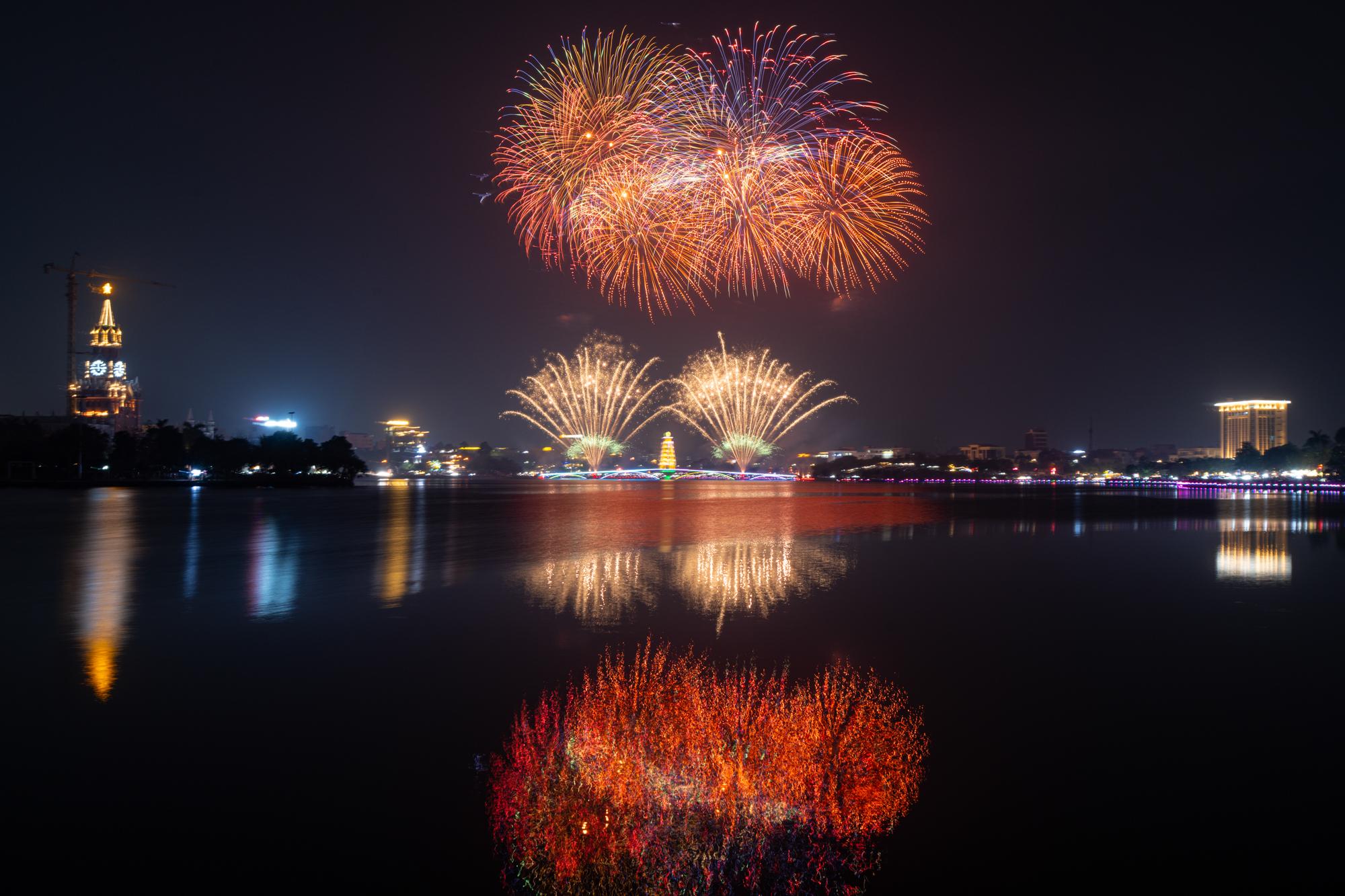 Ph&aacute;o hoa rực s&aacute;ng Đất Tổ ch&agrave;o mừng Giỗ Tổ H&ugrave;ng Vương- Ảnh 3.