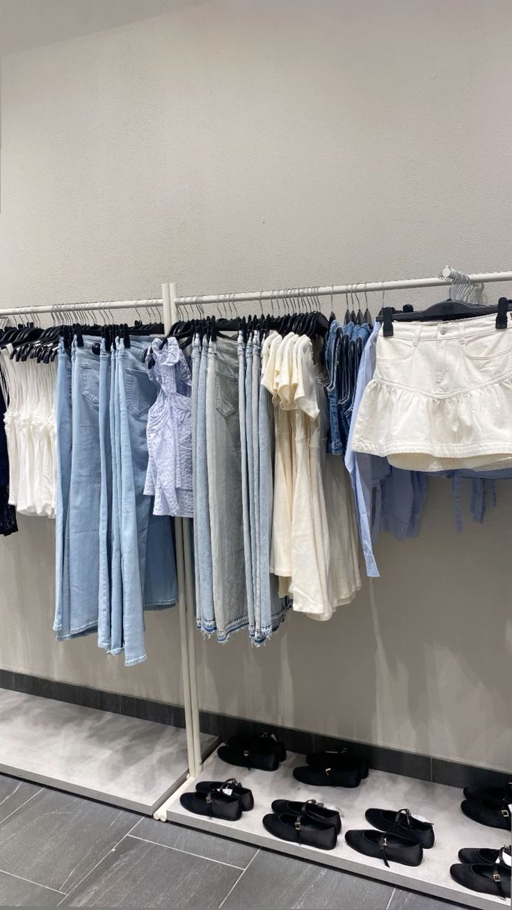 Đối thủ Zara từng khiến giới trẻ Việt xếp h&agrave;ng xuy&ecirc;n đ&ecirc;m, thời ho&agrave;ng kim l&agrave; c&uacute; b&ugrave;ng nổ của fast fashion, giờ ra sao?- Ảnh 11.