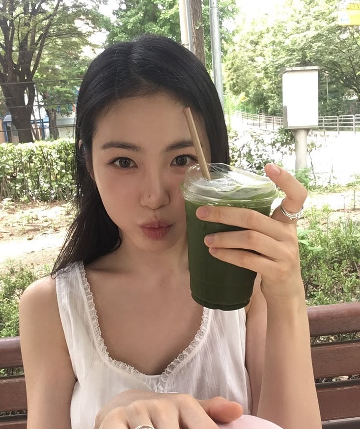 Bước qua tuổi 30, phụ nữ thiếu hay đủ estrogen chỉ nh&igrave;n 4 điểm n&agrave;y l&agrave; LỘ HẾT!- Ảnh 3.