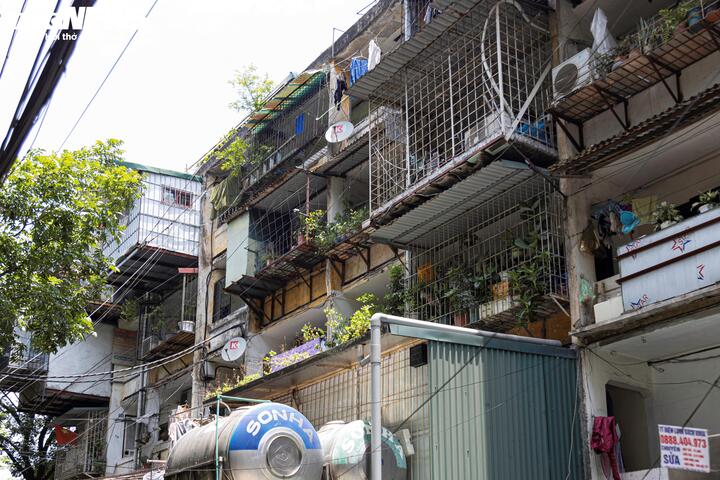 Nh&agrave; tập thể cũ H&agrave; Nội gi&aacute; h&agrave;ng trăm triệu đồng/m&sup2;- Ảnh 2.