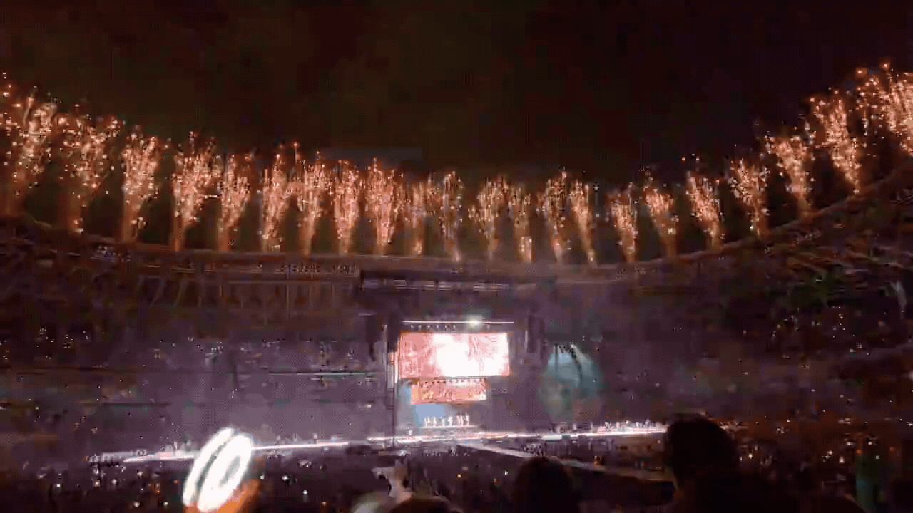 Concert như lễ hội quốc gia của 9 mỹ nh&acirc;n bị ch&ecirc; hết thời, kỷ lục l&agrave;m n&ecirc;n lịch sử 10 năm sau cả showbiz c&ograve;n nể- Ảnh 2.